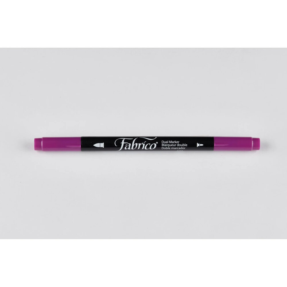 Tsukineko VersaCraft Fabrico Marker Garnet (FAM-125) Tsukineko VersaCraft Fabrico Marker Garnet (FAM-125)