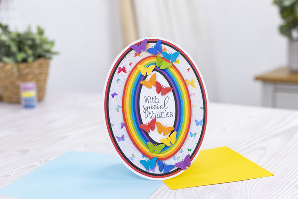 Crafter's Companion Nesting Metal Die 8 Inch Oval (CC-MD-ELE-8OVAL) Crafter's Companion Nesting Metal Die 8 Inch Oval (CC-MD-ELE-8OVAL)