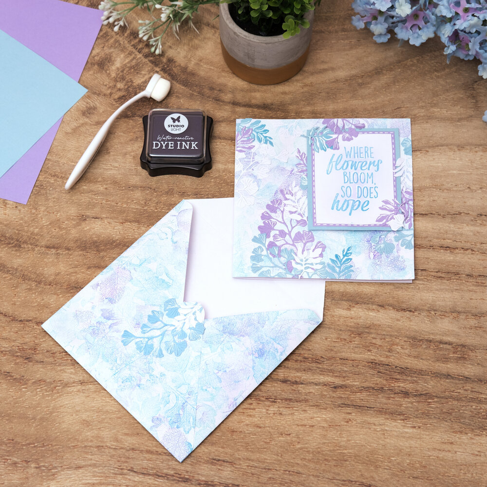 Studio Light Pre-Scored Card Paper Pad A6 White Cards (SL-CO-PP444)