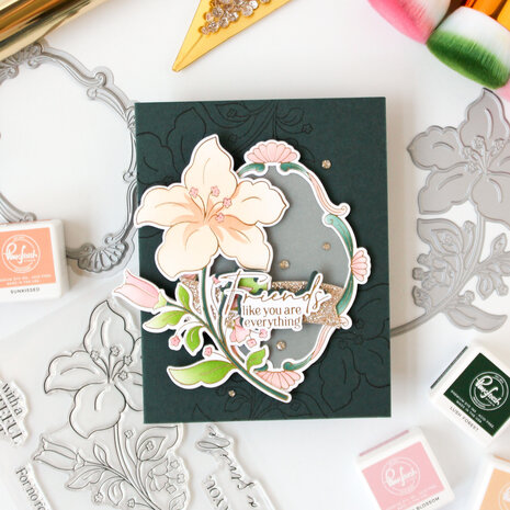 Pinkfresh Studio Sunlit Manor Press Plate Blossom Medallion by Inna Moreva (324126) Pinkfresh Studio Sunlit Manor Press Plate Blossom Medallion by Inna Moreva (324126)