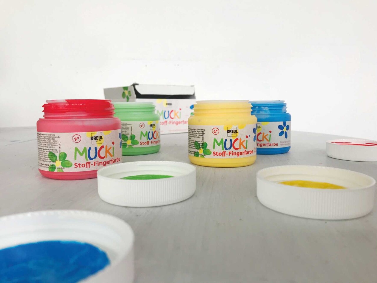 Kreul MUCKI Finger Paint for Fabrics 150 ml (4pcs) (28400) Kreul MUCKI Finger Paint for Fabrics 150 ml (4pcs) (28400)