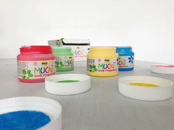 Kreul MUCKI Finger Paint for Fabrics 150 ml (4pcs) (28400) Kreul MUCKI Finger Paint for Fabrics 150 ml (4pcs) (28400)
