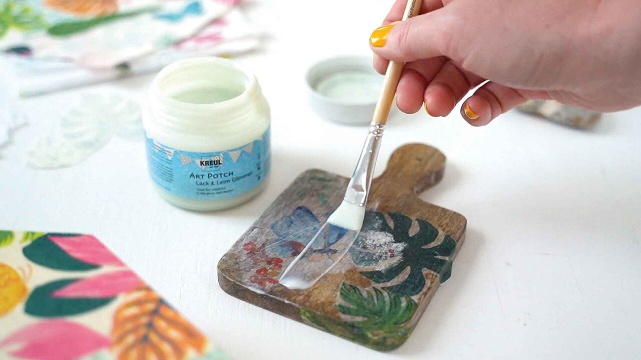 Kreul KREUL Art Potch Varnish & Glue Glitter 159 g / 150 ml (49651) Kreul KREUL Art Potch Varnish & Glue Glitter 159 g / 150 ml (49651)