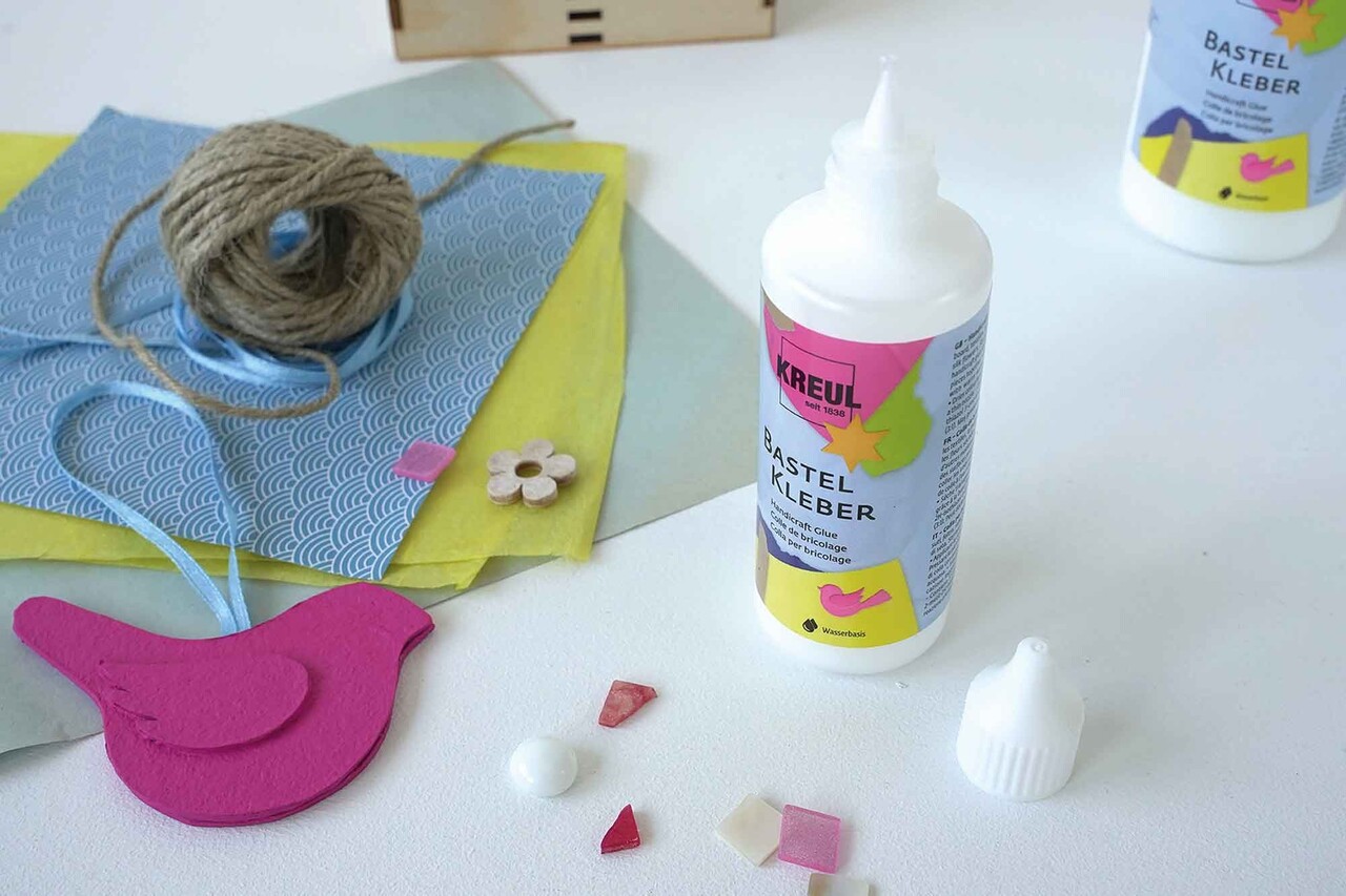 Kreul KREUL Handicraft Glue 85 g / 80 ml (49360) Kreul KREUL Handicraft Glue 85 g / 80 ml (49360)