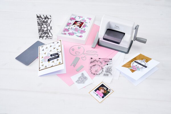 Sizzix Sidekick Starter Kit - White & Gray NEW (667155) Sizzix Sidekick Starter Kit - White & Gray NEW (667155)