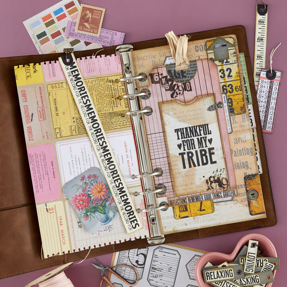 Spellbinders Turn the Page Etched Dies Keepsake Capsule Page by Esther Glas (S7-297) Spellbinders Turn the Page Etched Dies Keepsake Capsule Page by Esther Glas (S7-297)