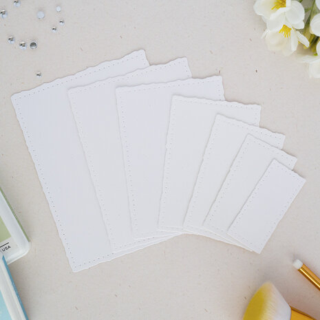 Pinkfresh Studio Quiet Moments Die Dotted Nested Deckled Rectangles by Inna Moreva (PF186ES) Pinkfresh Studio Quiet Moments Die Dotted Nested Deckled Rectangles by Inna Moreva (PF186ES)