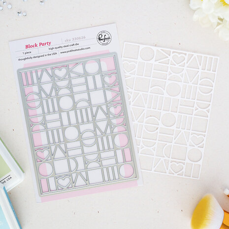Pinkfresh Studio Quiet Moments Coverplate Die Block Party by Inna Moreva (330626) Pinkfresh Studio Quiet Moments Coverplate Die Block Party by Inna Moreva (330626)