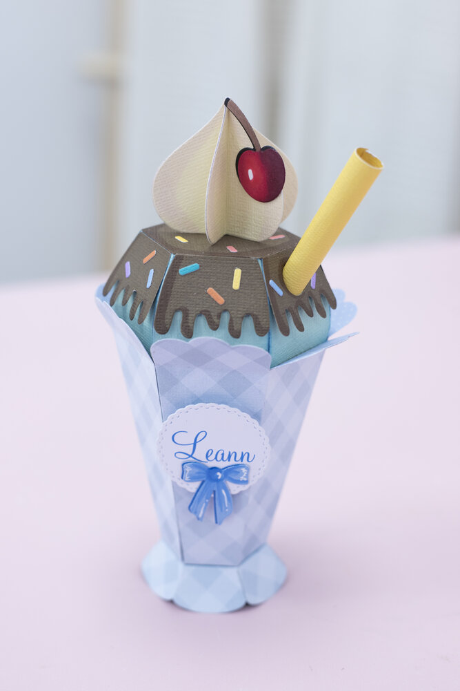 Crafter's Companion 3D Metal Die Ice Cream Sundae (CC-MD-ICESUN) Crafter's Companion 3D Metal Die Ice Cream Sundae (CC-MD-ICESUN)