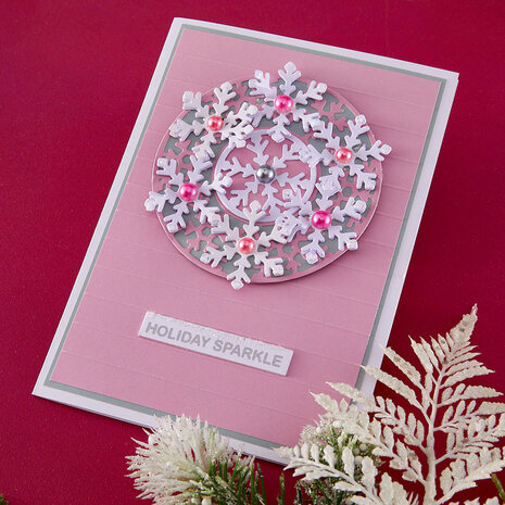 Spellbinders Snowflake Kisses Etched Dies Snowflake Wreath by Lisa Horton (S5-763) Spellbinders Snowflake Kisses Etched Dies Snowflake Wreath by Lisa Horton (S5-763)