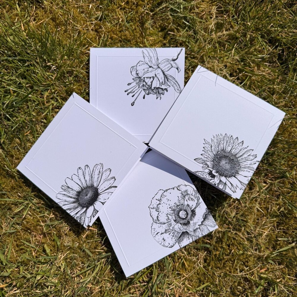 IndigoBlu Blooming Poppy A6 Red Rubber Stamp (IND1539) IndigoBlu Blooming Poppy A6 Red Rubber Stamp (IND1539)