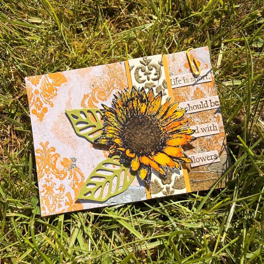 IndigoBlu Blooming Sunflower A6 Red Rubber Stamp (IND1540)