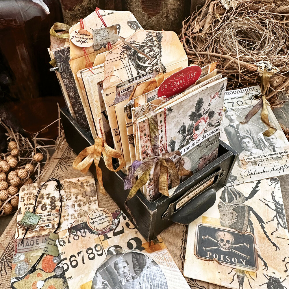 Idea-ology Tim Holtz Halloween Collage Paper (TH94393) Idea-ology Tim Holtz Halloween Collage Paper (TH94393)
