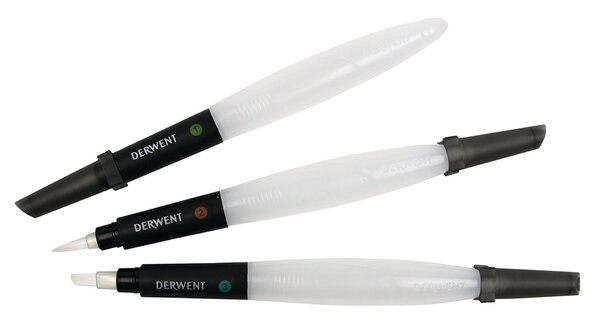Derwent Waterbrush Set of 3: Fine, Medium and Chisel (DWB2301975) Derwent Waterbrush Set of 3: Fine, Medium and Chisel (DWB2301975)