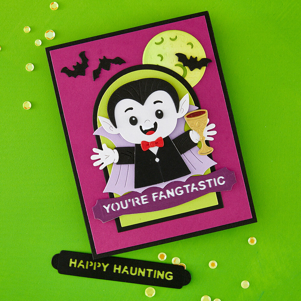 Spellbinders Halloween Hugs Etched Dies Drac by Simon Hurley (S6-272) Spellbinders Halloween Hugs Etched Dies Drac by Simon Hurley (S6-272)