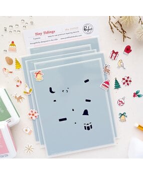 Pinkfresh Studio Season of Wonder Stencil Tiny Tidings by Inna Moreva (333326)