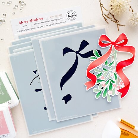 Pinkfresh Studio Season of Wonder Stencil Merry Mistletoe by Inna Moreva (333826) Pinkfresh Studio Season of Wonder Stencil Merry Mistletoe by Inna Moreva (333826)