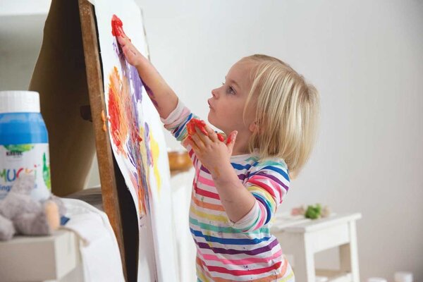 Kreul MUCKI Finger Paint Red 150 ml (23105) Kreul MUCKI Finger Paint Red 150 ml (23105)