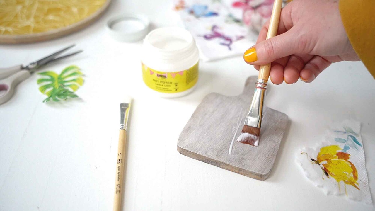 Kreul KREUL Art Potch Varnish & Glue 154 g / 150 ml (49251) Kreul KREUL Art Potch Varnish & Glue 154 g / 150 ml (49251)
