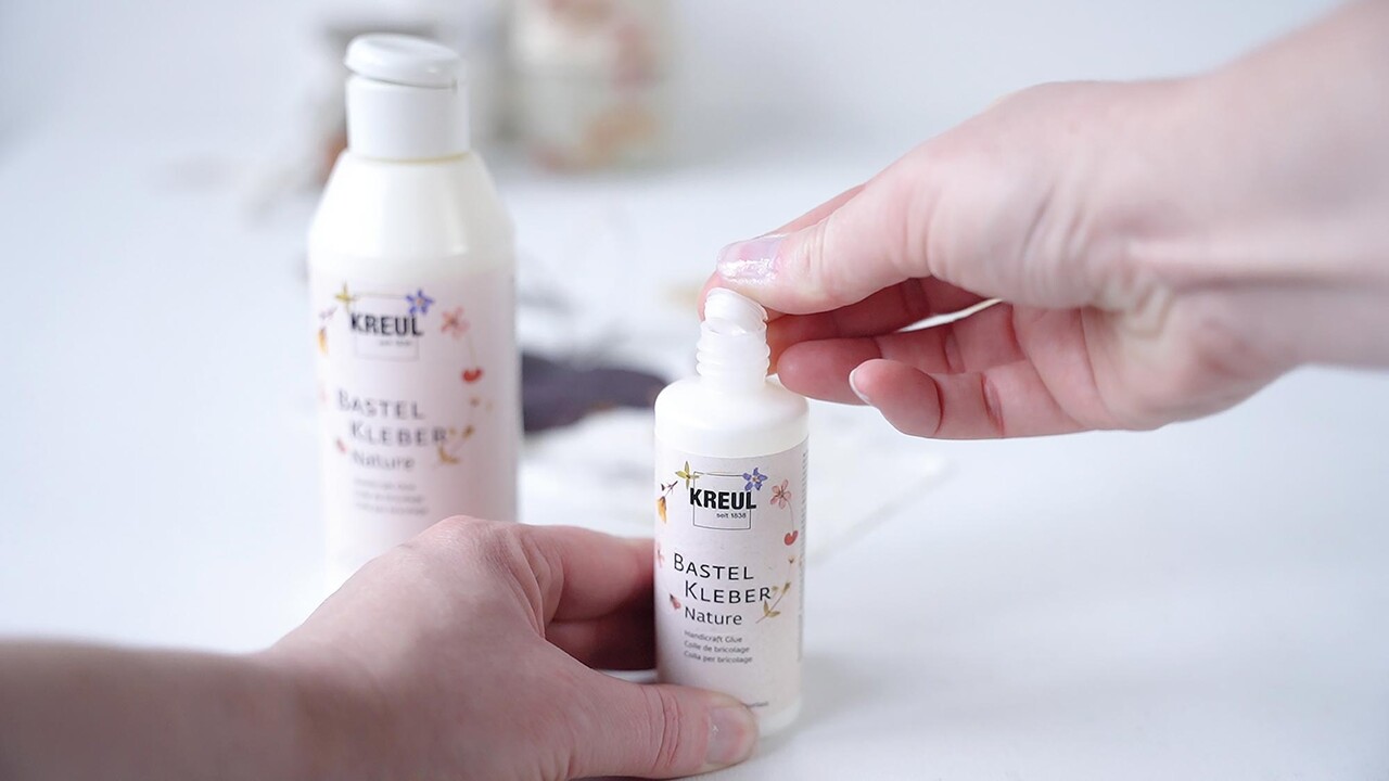 Kreul KREUL Handicraft Glue Nature 81,6 g / 80 ml (49371) Kreul KREUL Handicraft Glue Nature 81,6 g / 80 ml (49371)