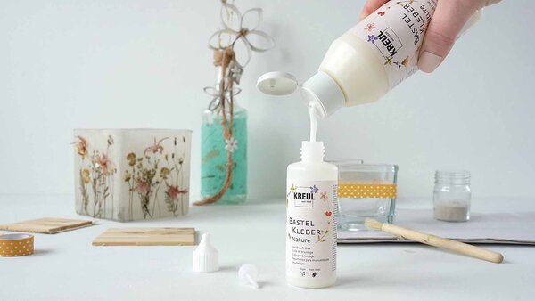 Kreul KREUL Handicraft Glue Nature 81,6 g / 80 ml (49371) Kreul KREUL Handicraft Glue Nature 81,6 g / 80 ml (49371)