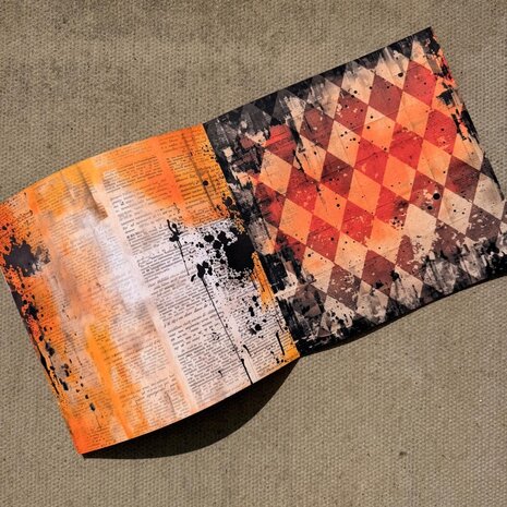 IndigoBlu Halloween Grunge 8x8 Inch Paper Book (IND1587) IndigoBlu Halloween Grunge 8x8 Inch Paper Book (IND1587)