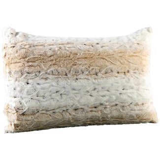 Softly white fake fur cushion with fill square l