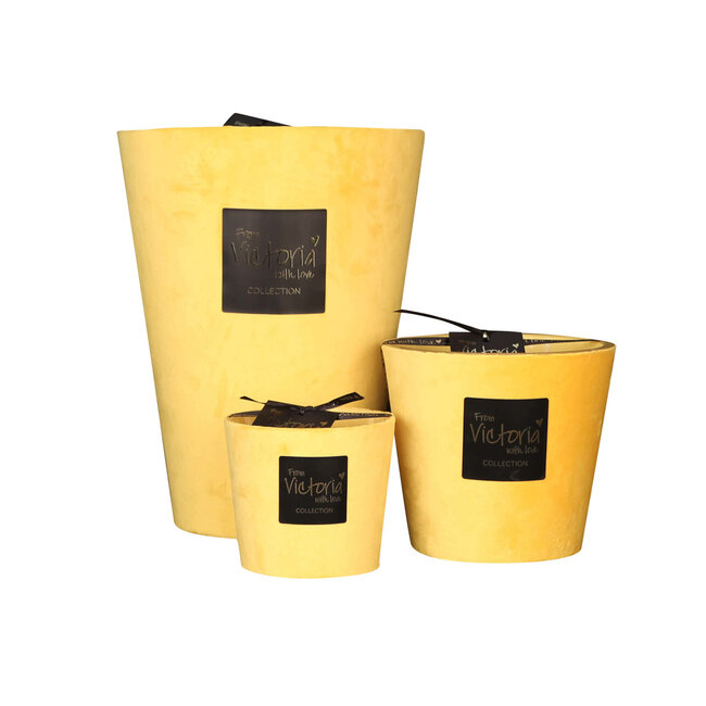 Geurkaars | velvet geel | medium| From Victoria with love