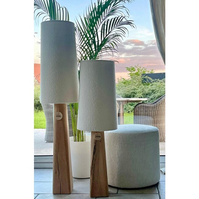 HUGOSLAMP lampenvoet eik (70) met lampenkap (60) H 125 cm