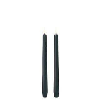 UYUNI LED taper candle, pine green , smooth 2 per doos 2,3X25 cm