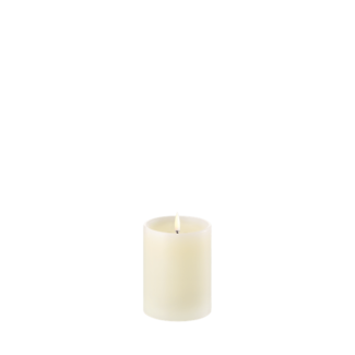 UYUNI Led pillar candle ivory 7,8x10 cm