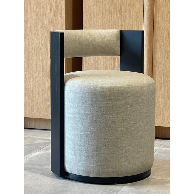 One seater ecru on black brushed wood 50x48x66 cm