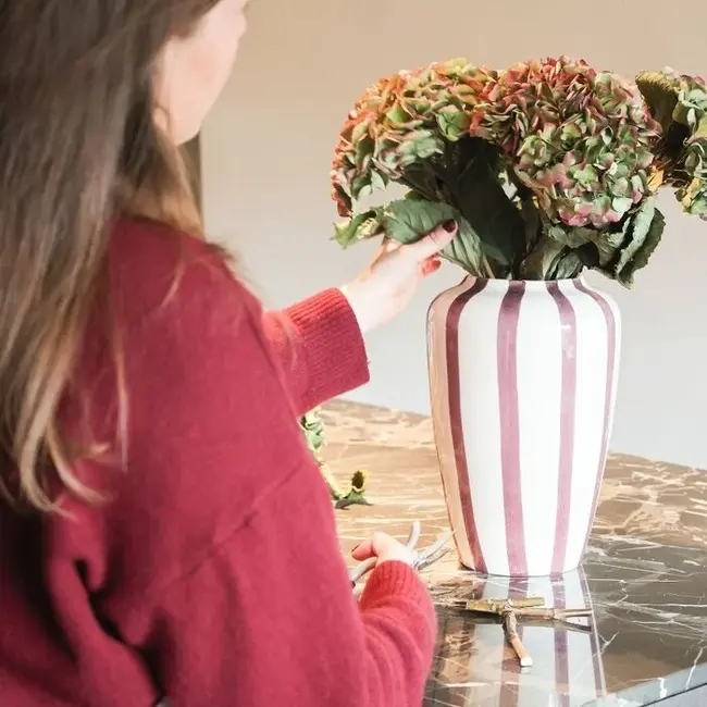 Funky Flower vase XX LARGE aubergine stripes H30 cm