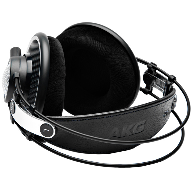 AKG AKG K702