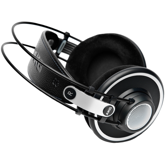 AKG AKG K702