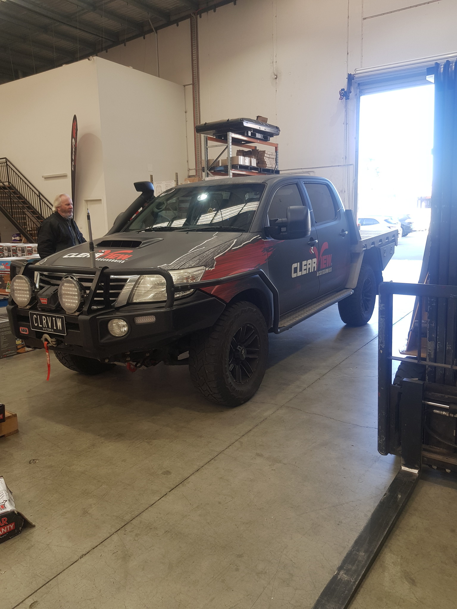 toyota hilux towing mirrors