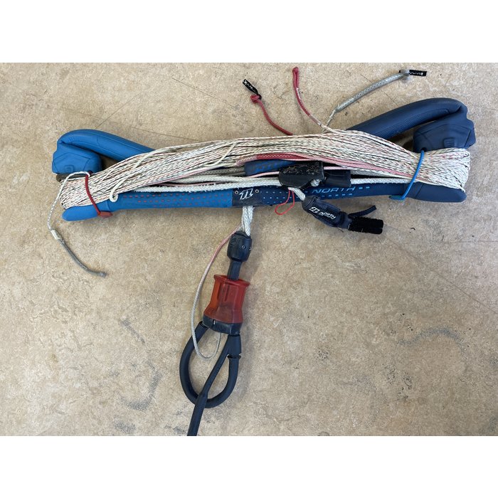 North North trust bar 2014 22m - Gebruikt