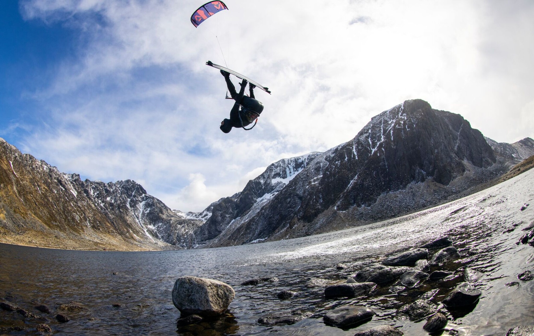 Duotone Dice SLS SS23 Coral red / Heron Blue