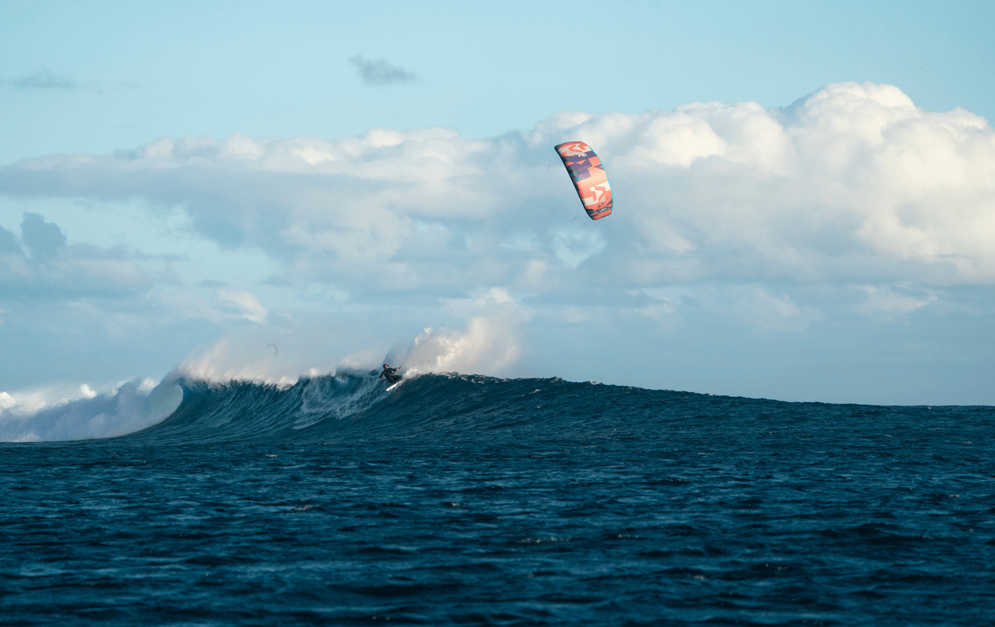 Duotone Neo SLS SS23 Coral-red / Blue