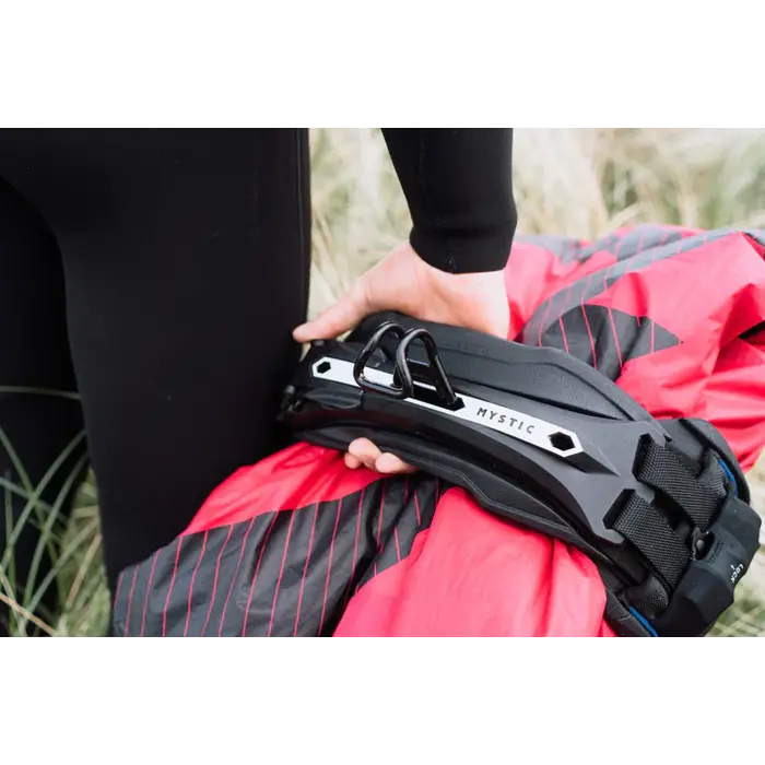 Mystic Stealth Bar Gen 3 Kite - Black/White