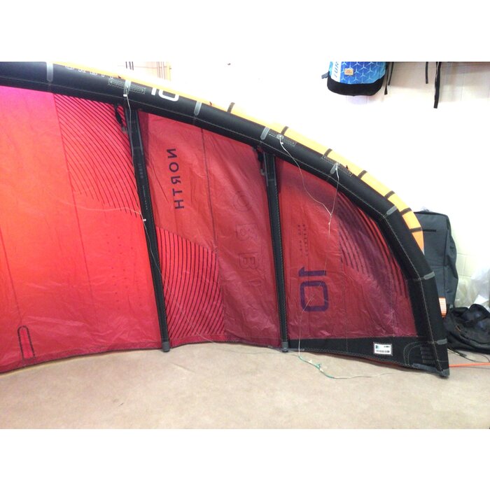 North Orbit 2023 10m Ruby Red - Demo