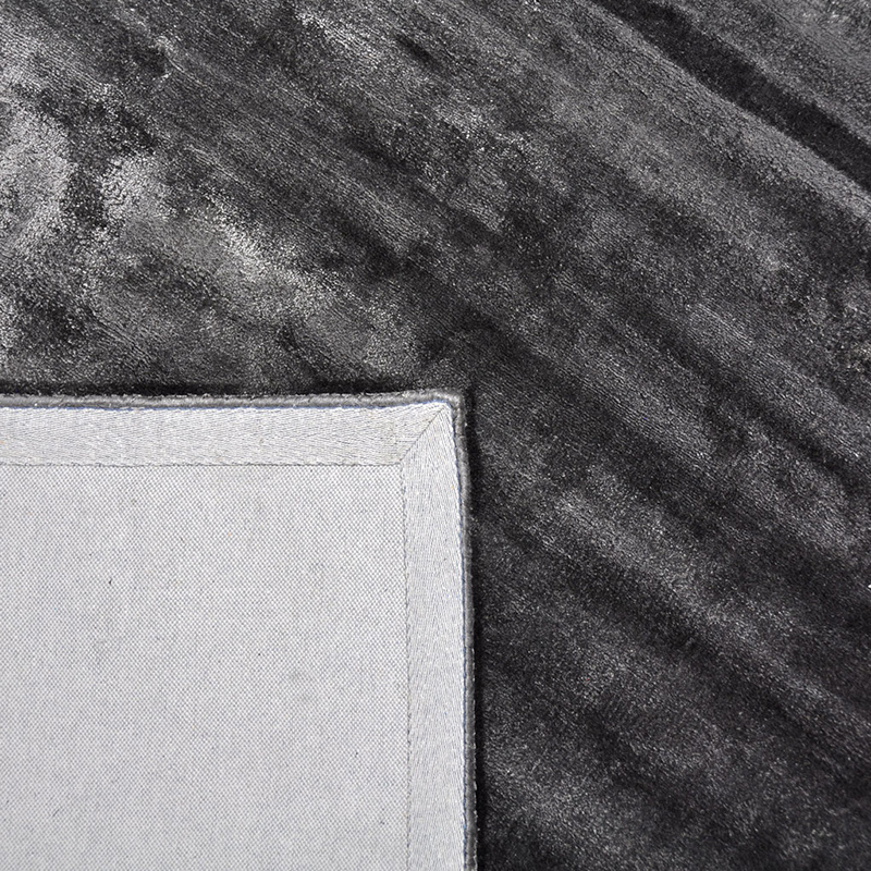 Viscose vloerkleed - Frederique Taupe - sfeer