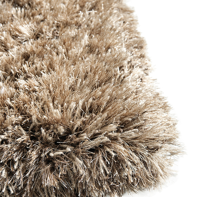 Hoogpolig vloerkleed - Richmond Bruin 600 - sfeer