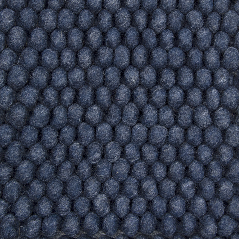 Wollen vloerkleed - New Loop Donkerblauw 290 - sfeer