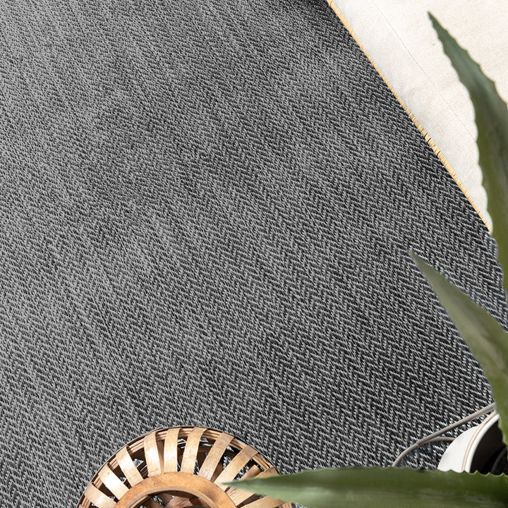 Dywan zewnętrzny okrągły - Malta Arrow Czarny