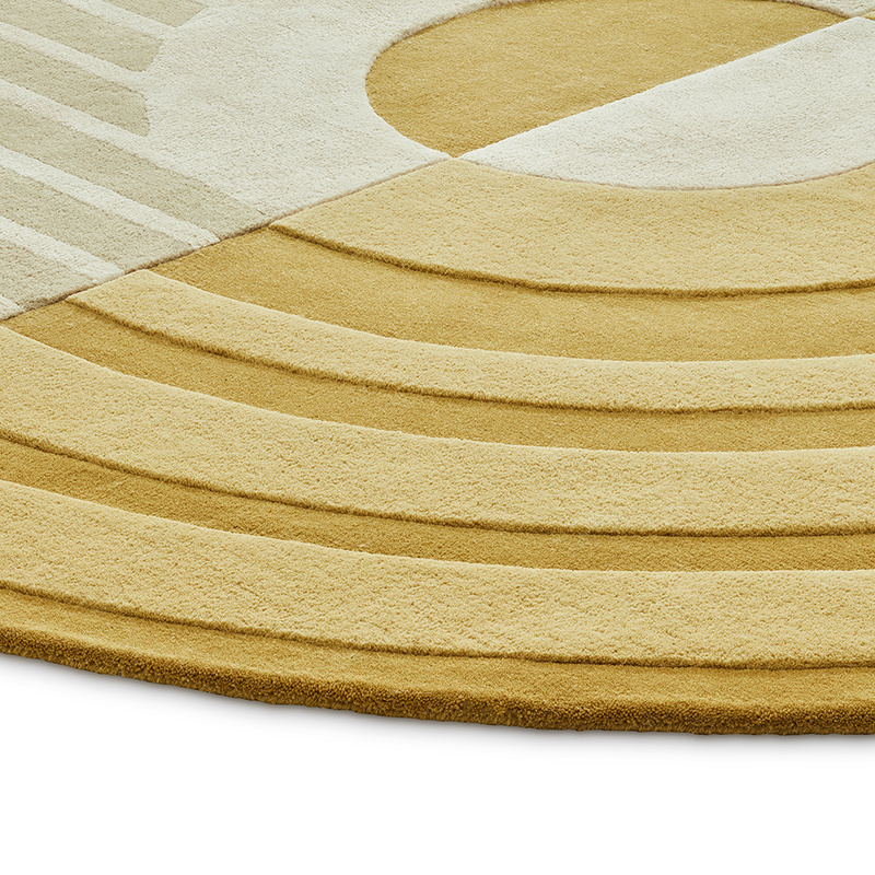 Organisch vloerkleed - Fano Girare Okergeel - sfeer