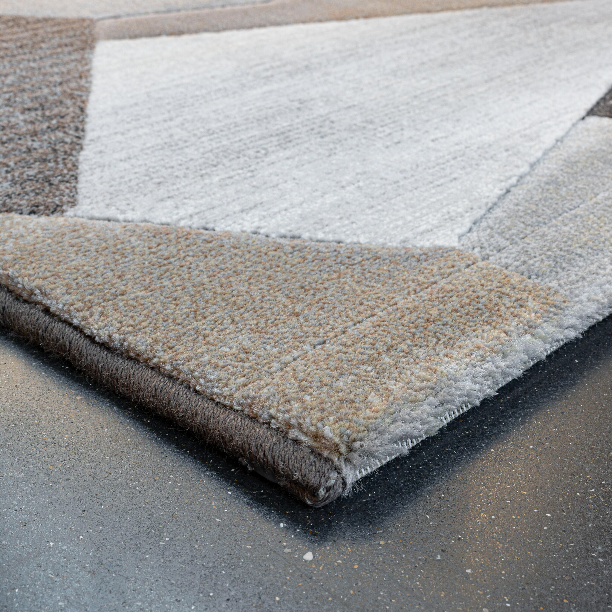 Abstract vloerkleed - Axil Bruin/Zwart 9293