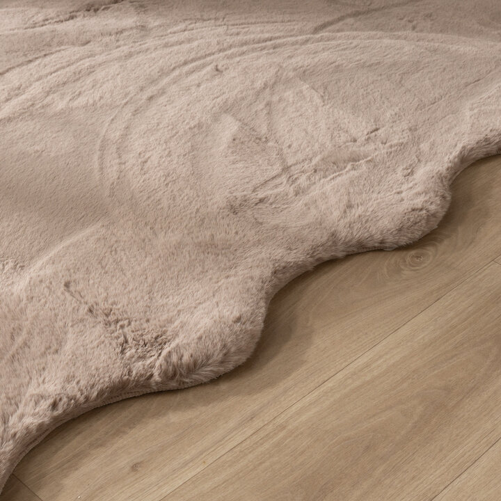 Zacht hoogpolig vloerkleed - Comfy Supreme Wavy Taupe