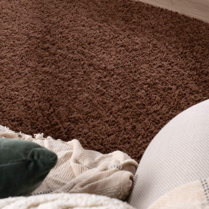 Fluffy vloerkleed - Bobby Donkerbruin