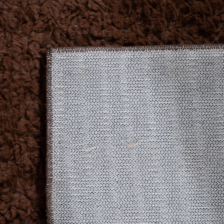 Fluffy vloerkleed - Bobby Donkerbruin